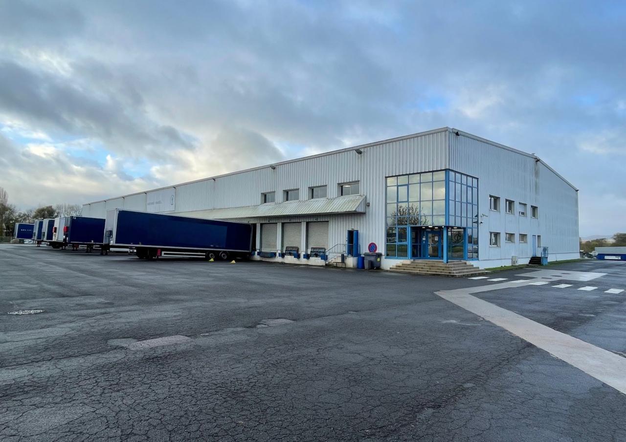 Entrepôt Ennery 4319m² Location entrepôt Ennery Moselle OLLOG2418912 1